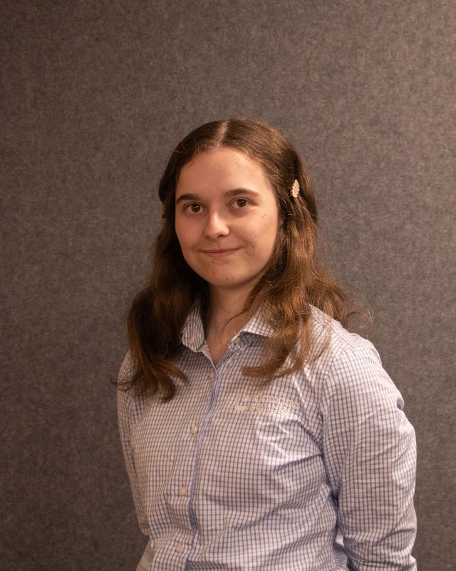 Olivia, Compac Panels
